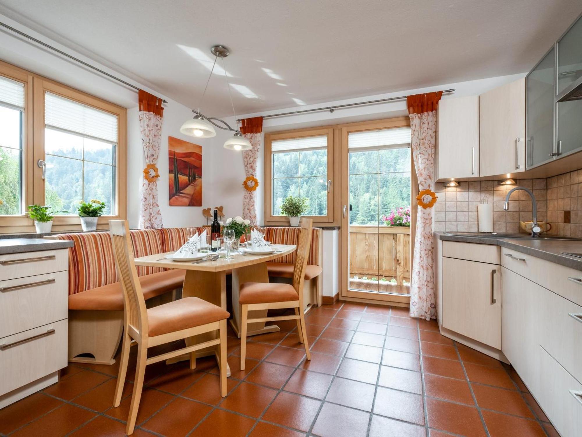Haus Am Waldrand Apartment Hopfgarten im Brixental Luaran gambar